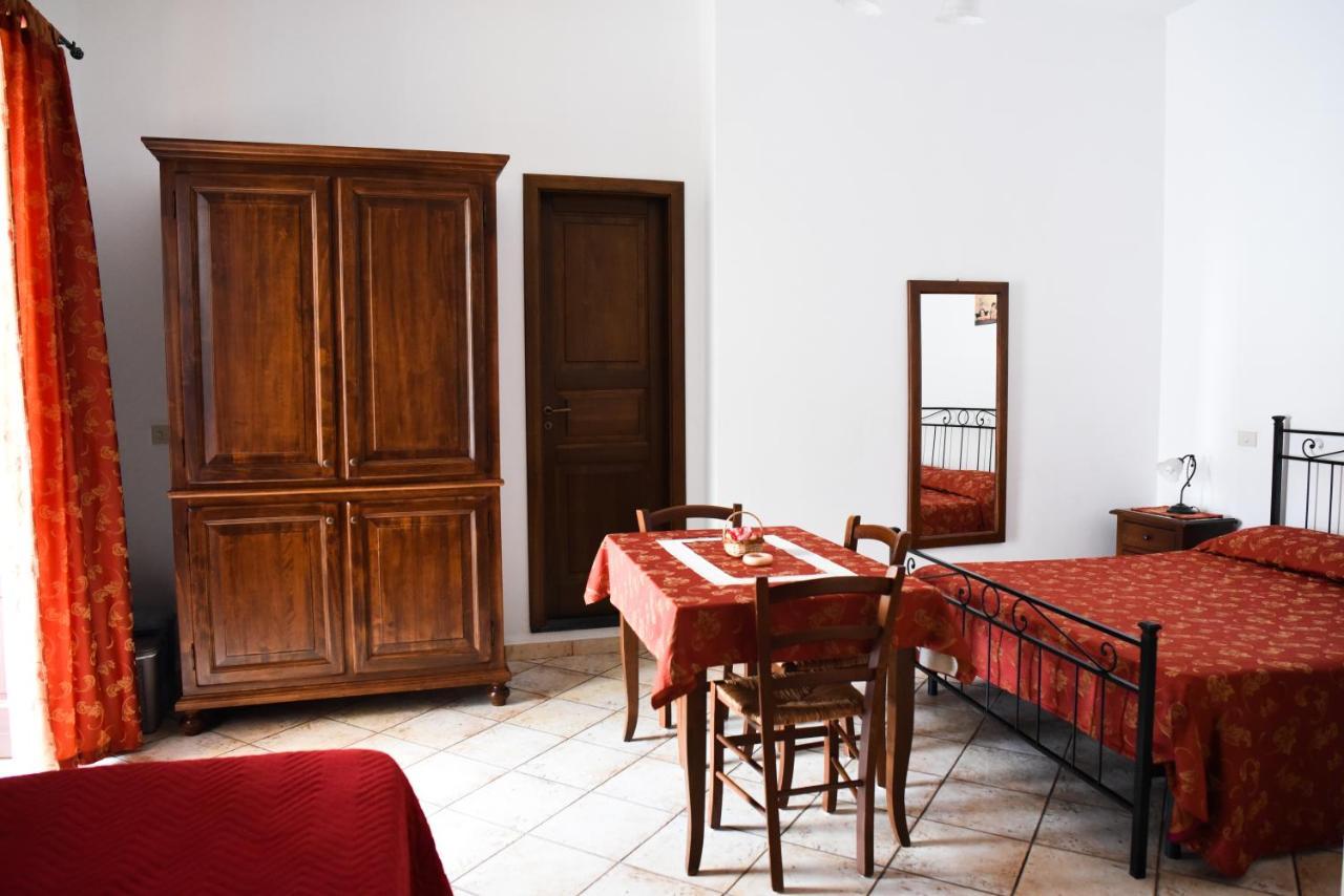 Residence Marina Corta Липари Екстериор снимка