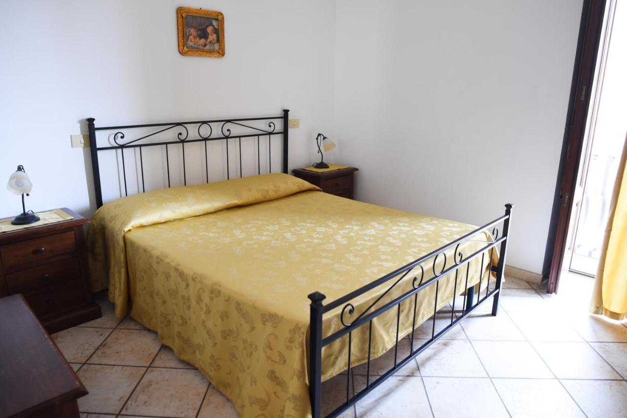 Residence Marina Corta Липари Екстериор снимка