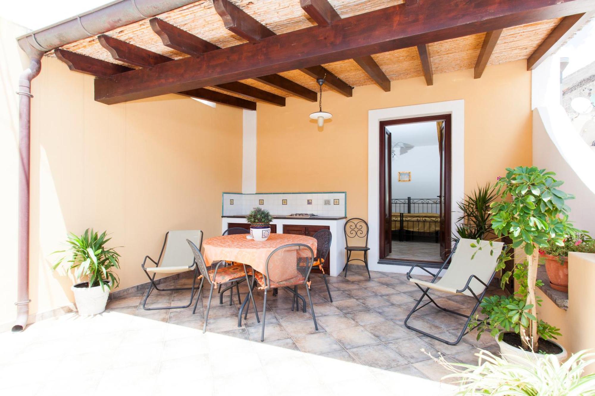 Residence Marina Corta Липари Екстериор снимка