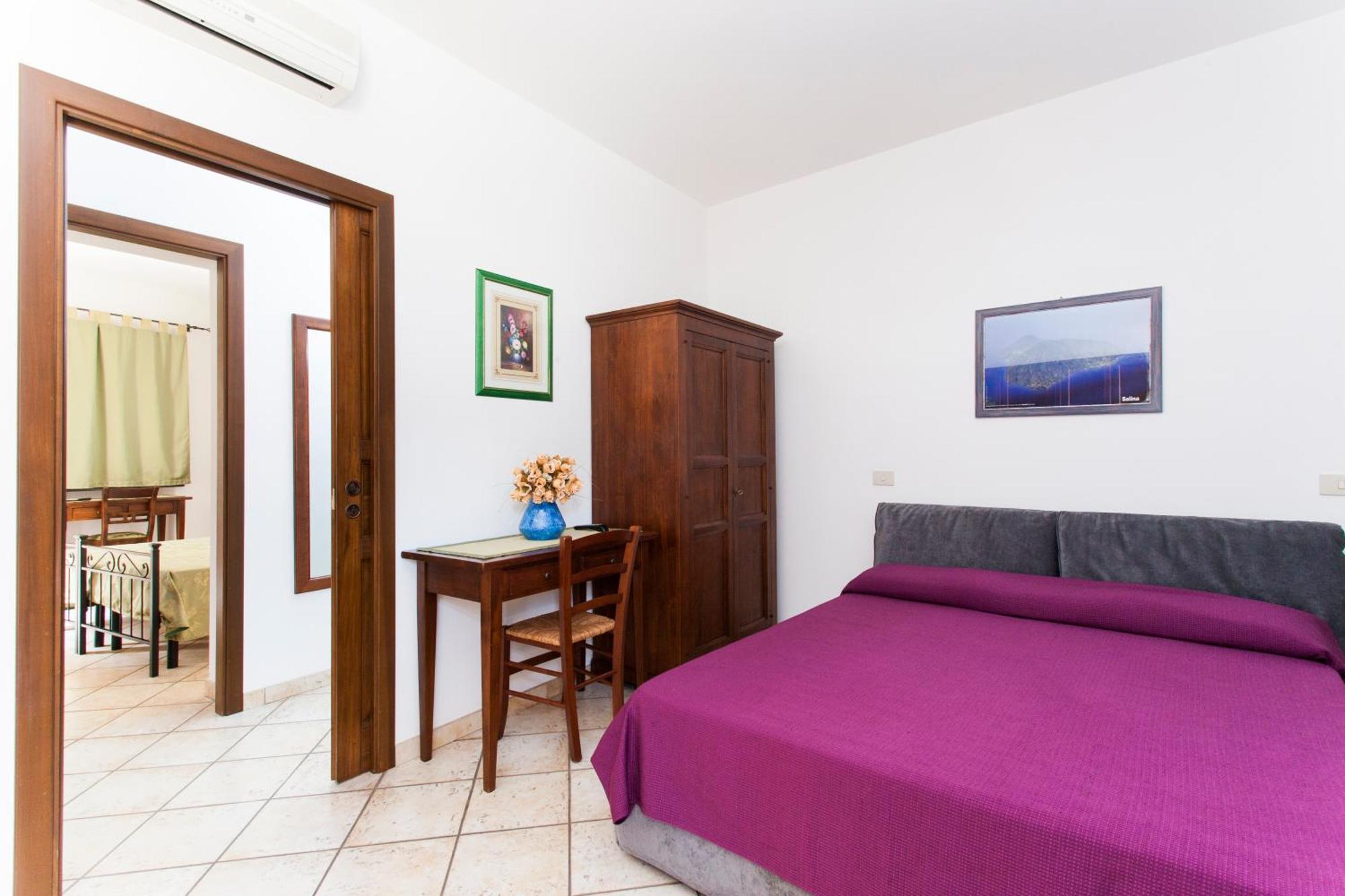 Residence Marina Corta Липари Екстериор снимка