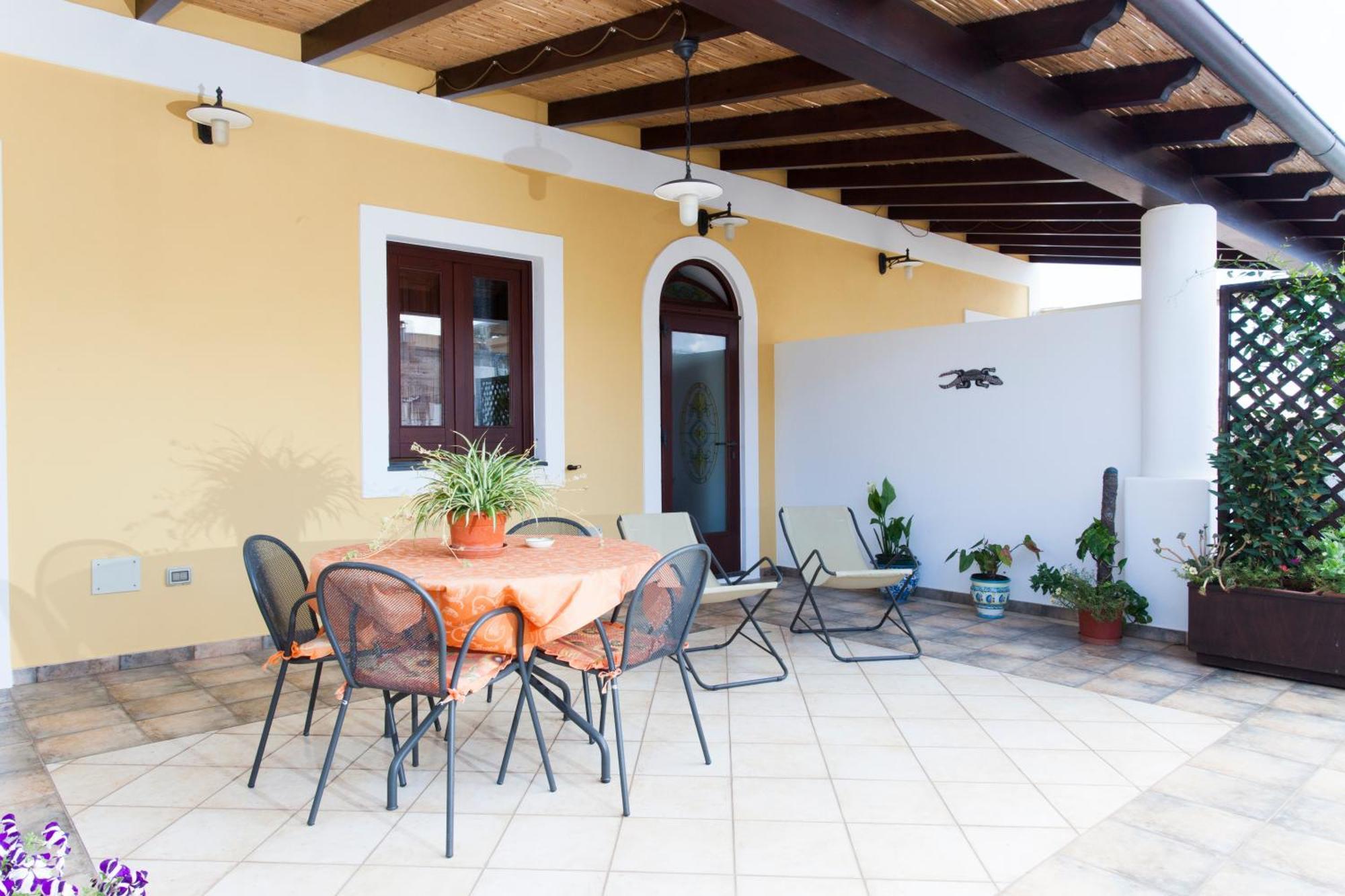 Residence Marina Corta Липари Екстериор снимка