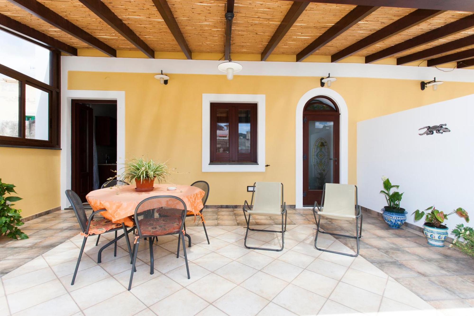 Residence Marina Corta Липари Екстериор снимка